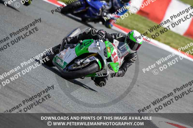 cadwell no limits trackday;cadwell park;cadwell park photographs;cadwell trackday photographs;enduro digital images;event digital images;eventdigitalimages;navarra;no limits trackdays;peter wileman photography;racing digital images;trackday digital images;trackday photos